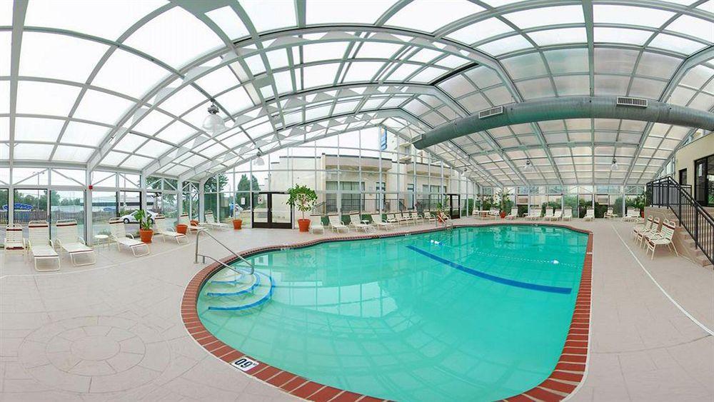 Saint Louis Airport Hotel 4*