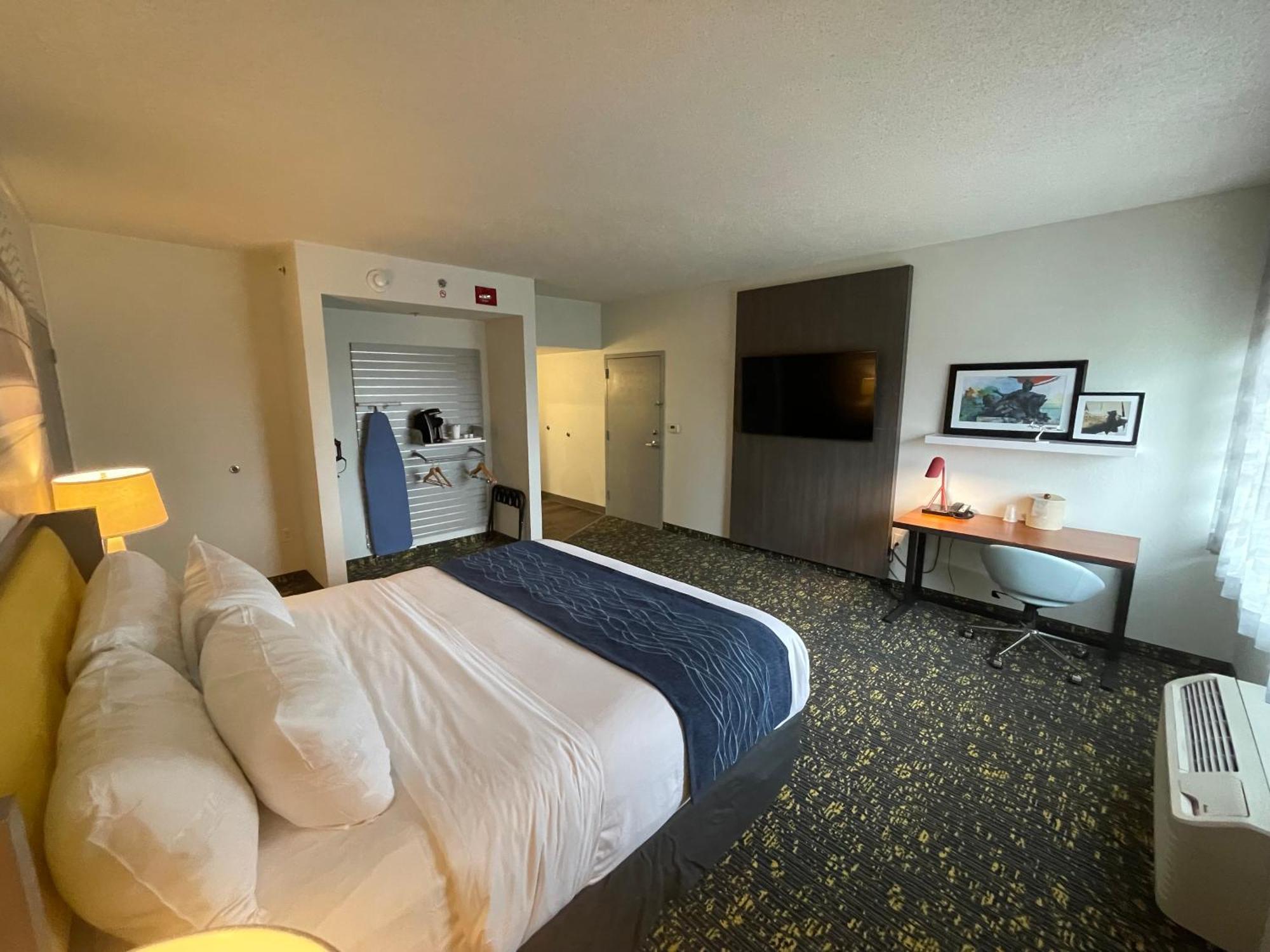 Saint Louis Airport Hotel 4*