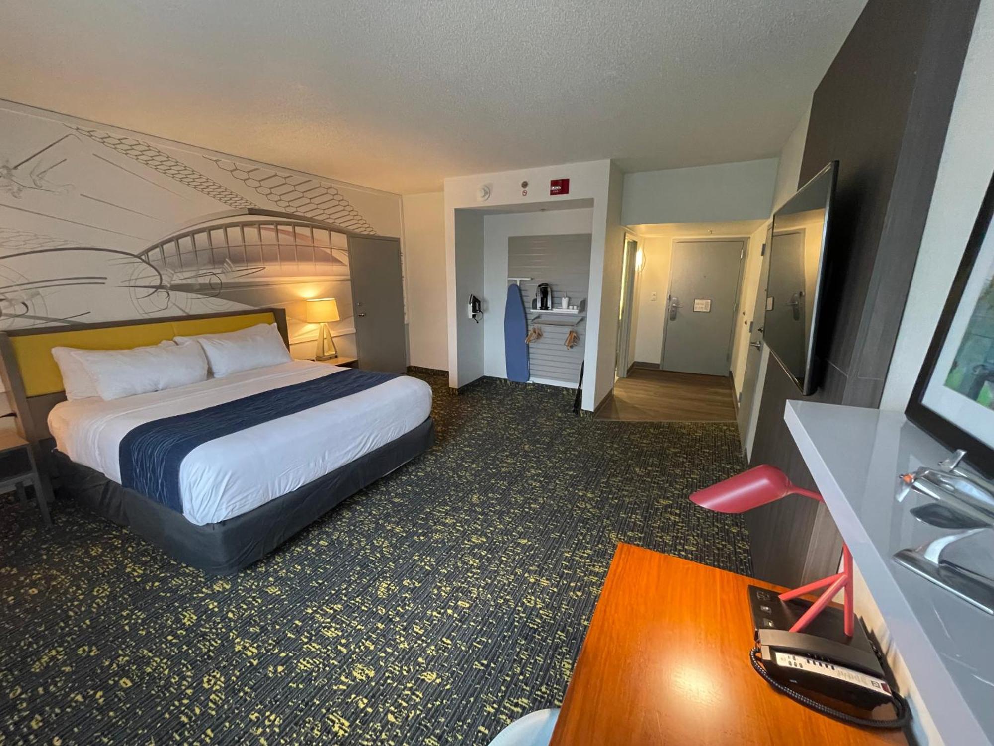 Hotel Saint Louis Airport