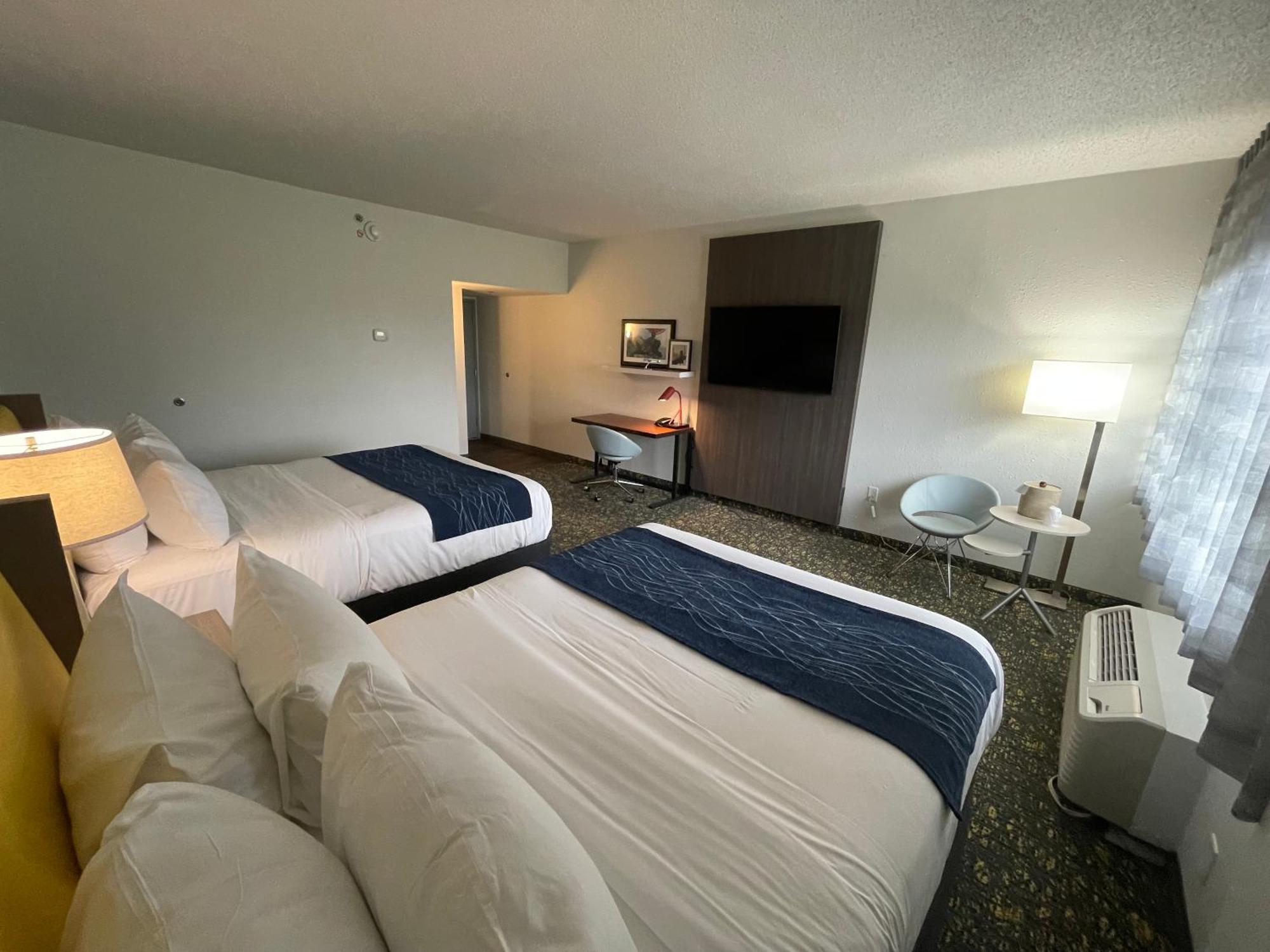 Hotel Saint Louis Airport Woodson Terrace