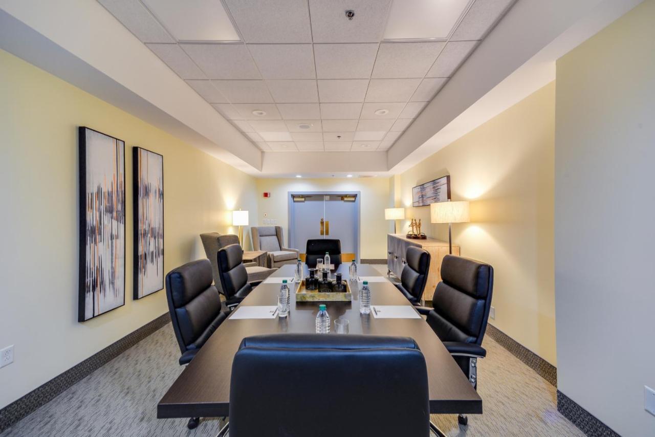 Hotel Saint Louis Airport