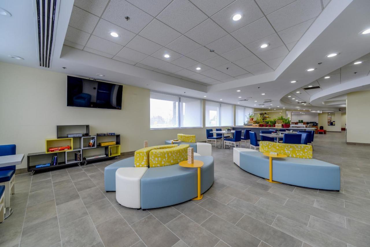 Hotel Saint Louis Airport