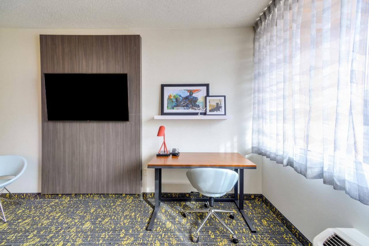 Hotel Saint Louis Airport Woodson Terrace