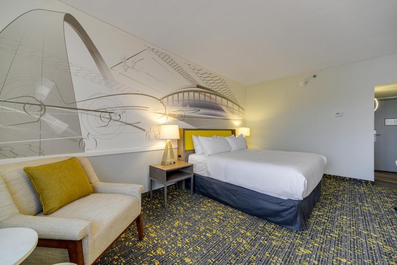 Hotel Saint Louis Airport Woodson Terrace